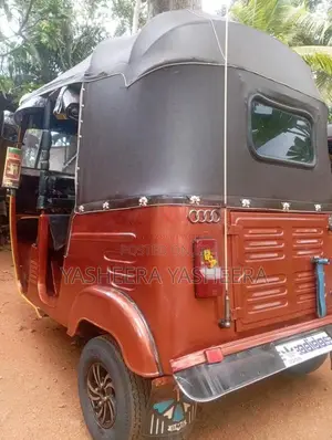 Bajaj RE 1990 Three Wheel (Used)