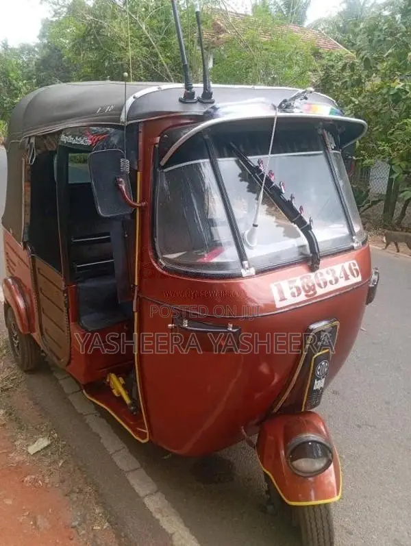Bajaj RE 1990 Three Wheel (Used)