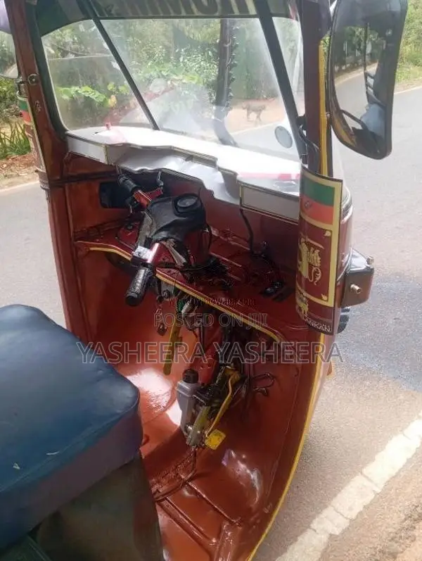 Bajaj RE 1990 Three Wheel (Used)