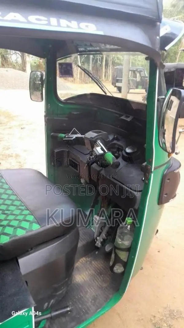 Bajaj RE 2017 Three Wheel (Used)