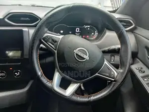 Nissan Magnite 2025 SUV (Used)