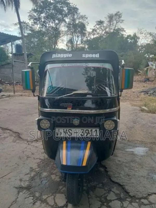 Piaggio Ape 2011 Three Wheel (Used)