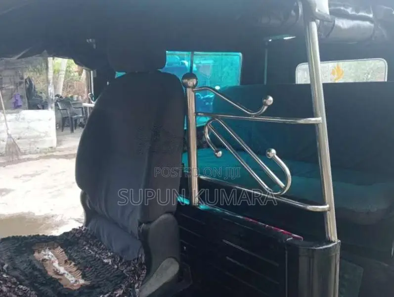 Piaggio Ape 2011 Three Wheel (Used)