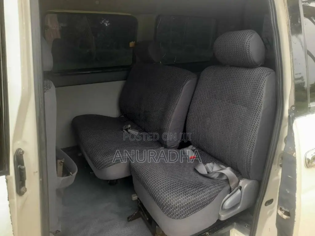 Toyota Townace Noah Cr42 2000 Van (Used)