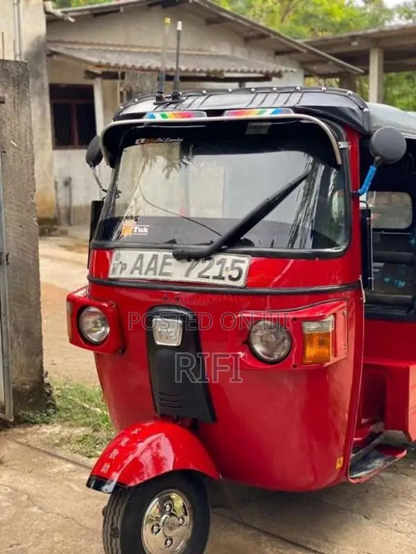 Bajaj 4 Stroke 2013 Three Wheel (Used)