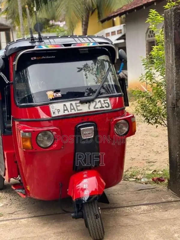 Bajaj 4 Stroke 2013 Three Wheel (Used)