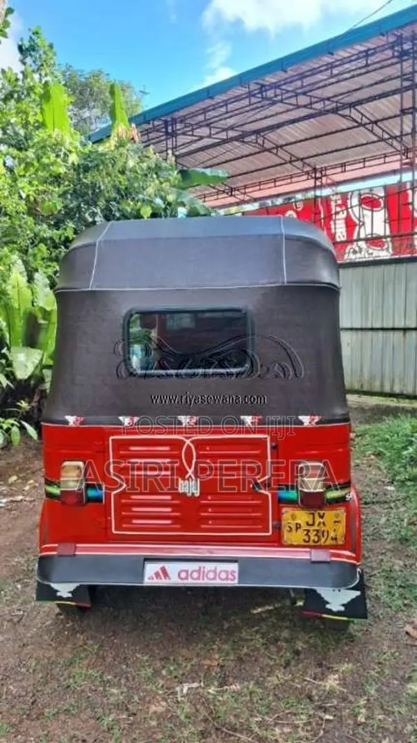 Bajaj 2 Stroke 2005 Three Wheel (Used)
