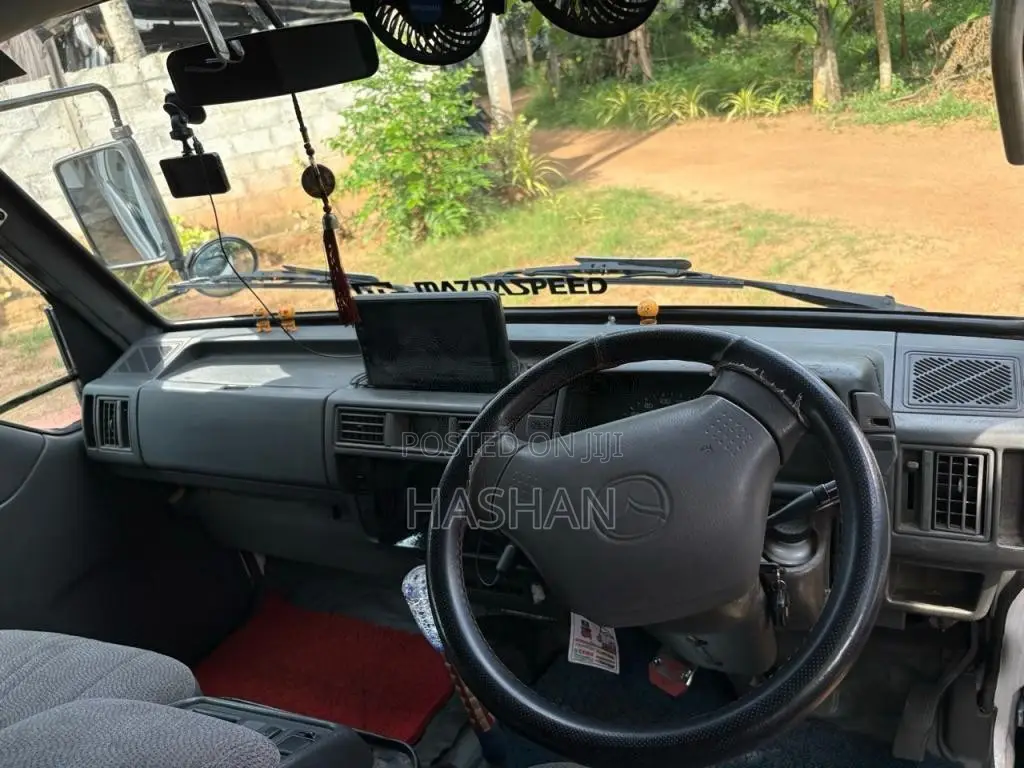 Mazda Brawny 1997 Van (Used)