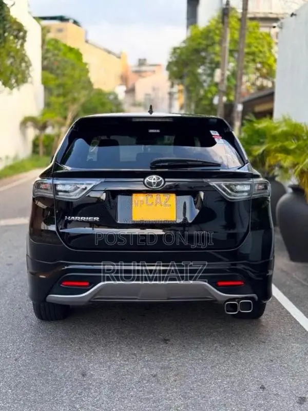 Toyota Harrier 2016 SUV (Used)