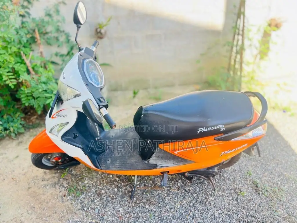 Hero Pleasure 2015 Motorbike (Used)