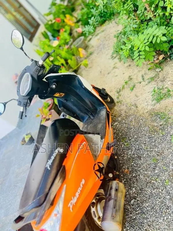 Hero Pleasure 2015 Motorbike (Used)