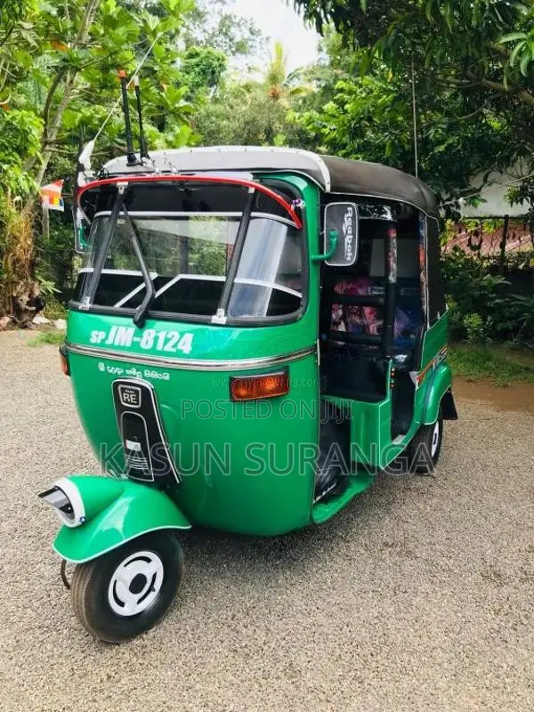Bajaj RE 2 Stroke 2004 Three Wheel (Used)