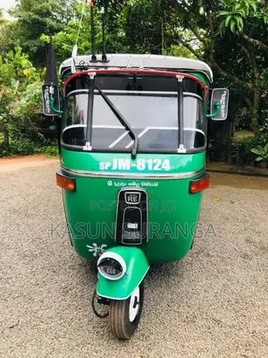 Bajaj RE 2 Stroke 2004 Three Wheel (Used)