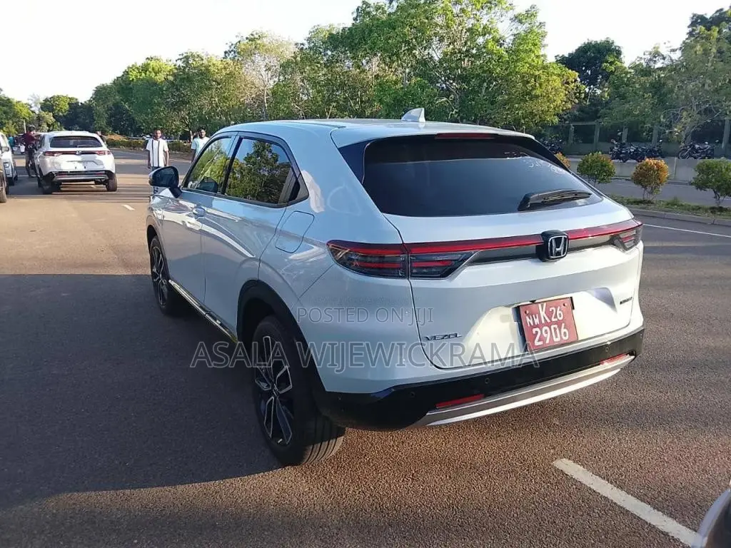 Honda VEZEL Z PREMIUM 2026 SUV (Used)