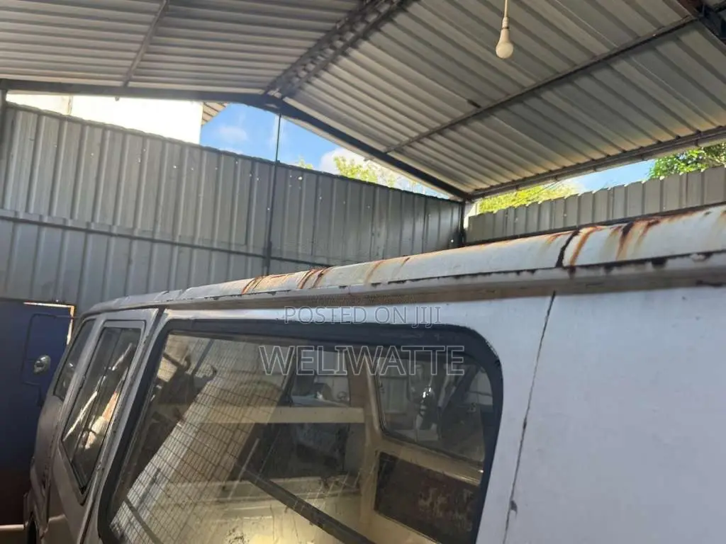 Isuzu Root Van 1980 Van (Used)