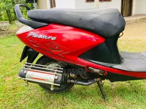 Hero Pleasure 2011 Motorbike (Used)