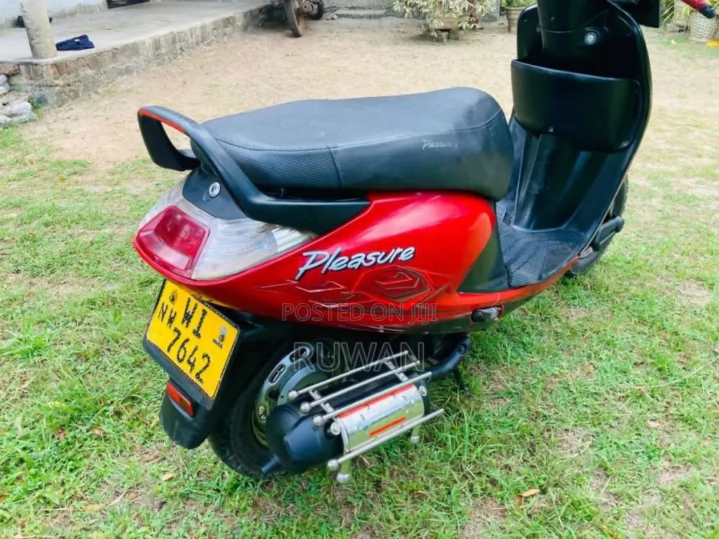 Hero Pleasure 2011 Motorbike (Used)