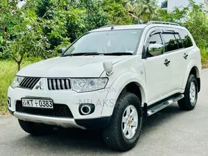 Mitsubishi Montero Sport 2011 SUV (Used)