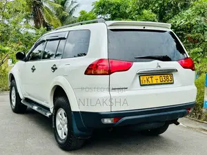 Mitsubishi Montero Sport 2011 SUV (Used)