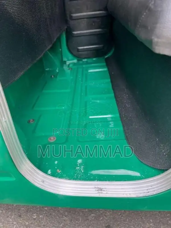 Bajaj RE 4 Stroke 2016 Three Wheel (Used)