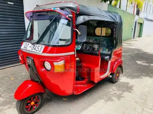 Bajaj 4 Stroke 2010 Three Wheel (Used)