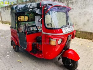 Bajaj 4 Stroke 2010 Three Wheel (Used)