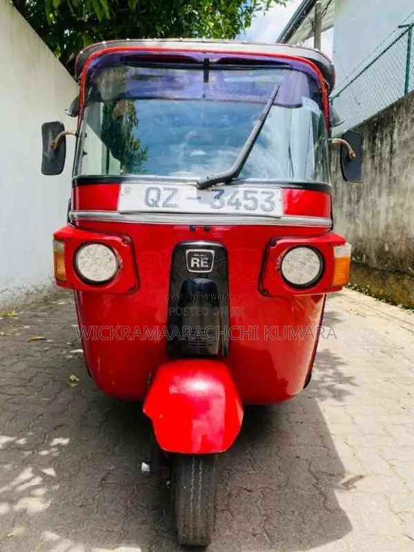 Bajaj 4 Stroke 2010 Three Wheel (Used)