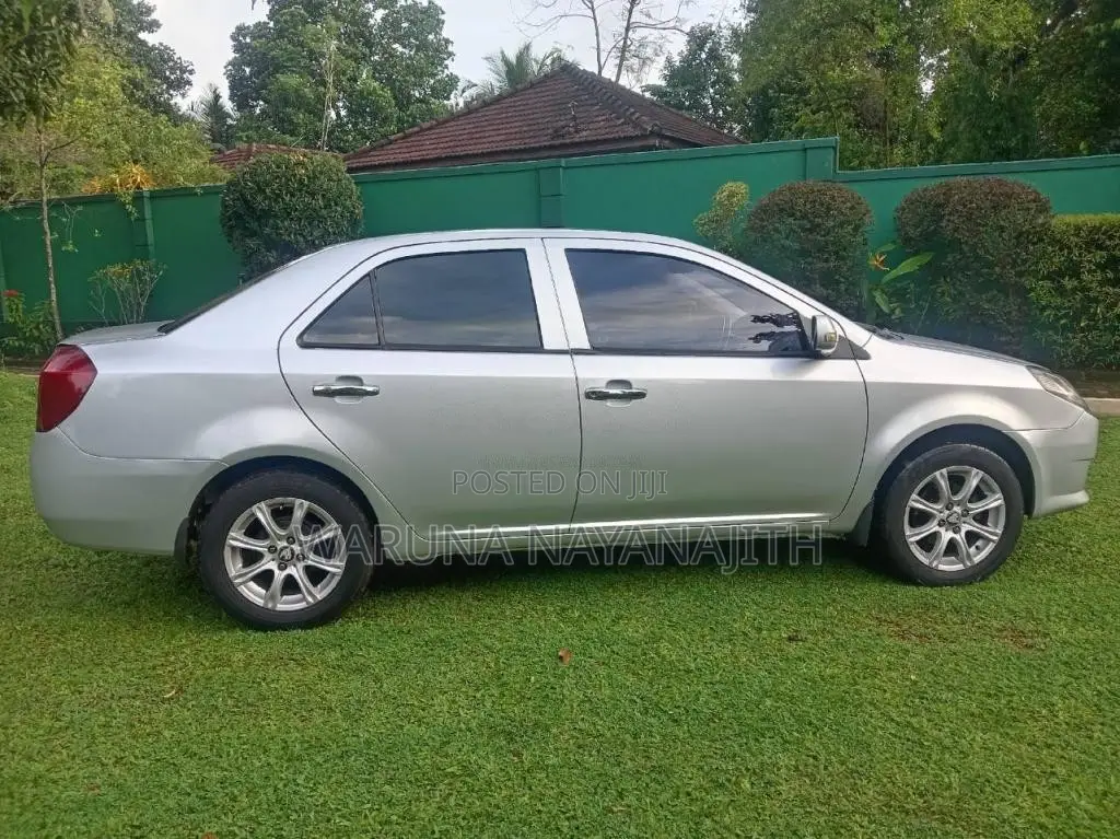 Micro MX7 2014 Car (Used)