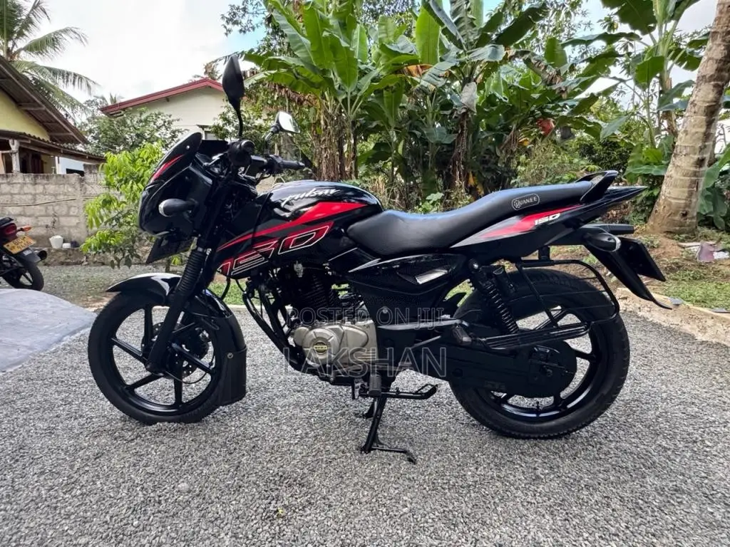 Bajaj Pulser 150 2013 Motorbike (Used)
