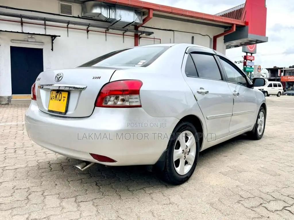 Toyota Vios G Grade 2007 Car (Used)