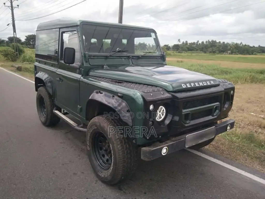 Land-Rover Defender 90 1957 SUV (Used)