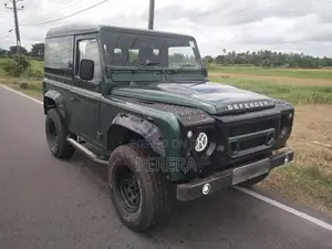 Land-Rover Defender 90 1957 SUV (Used)