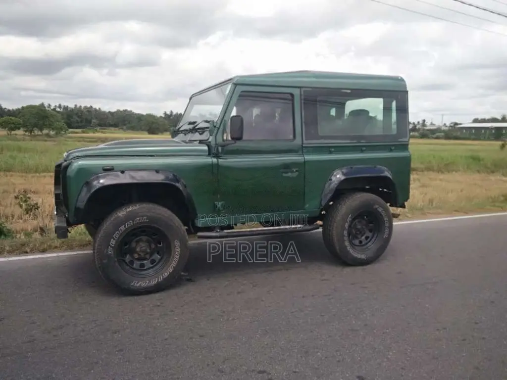 Land-Rover Defender 90 1957 SUV (Used)