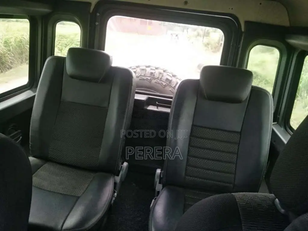 Land-Rover Defender 90 1957 SUV (Used)