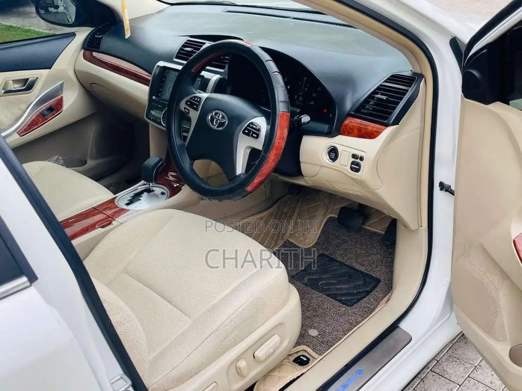Toyota PREMIO G Superior 2013 Car (Used)