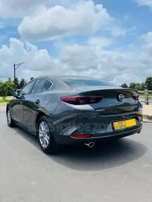 Mazda 3 SKYACTIV-G 2019 Car (Used)