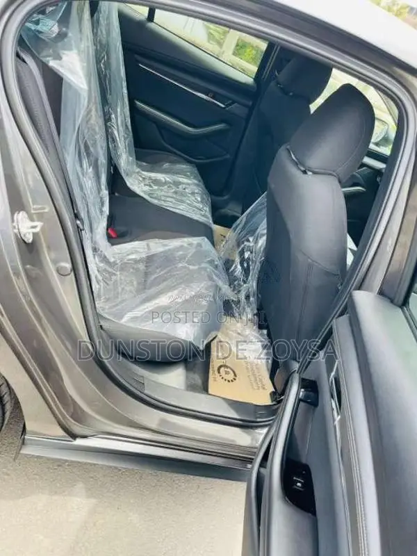 Mazda 3 SKYACTIV-G 2019 Car (Used)