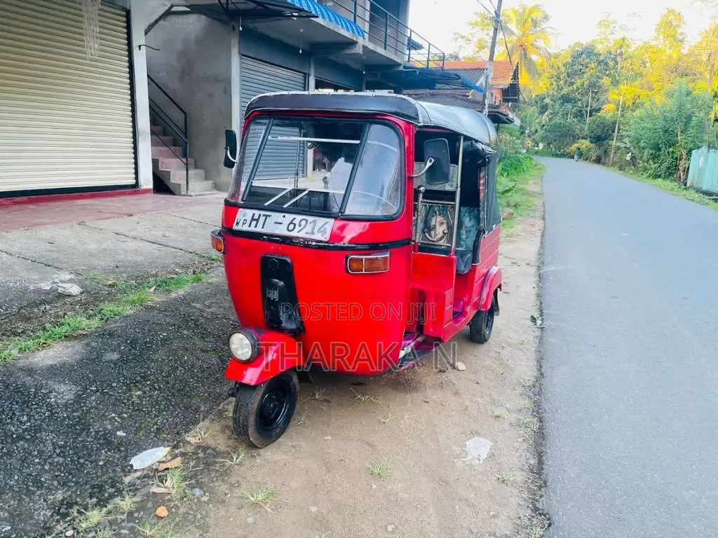 Bajaj 2 Stroke 2003 Three Wheel (Used)