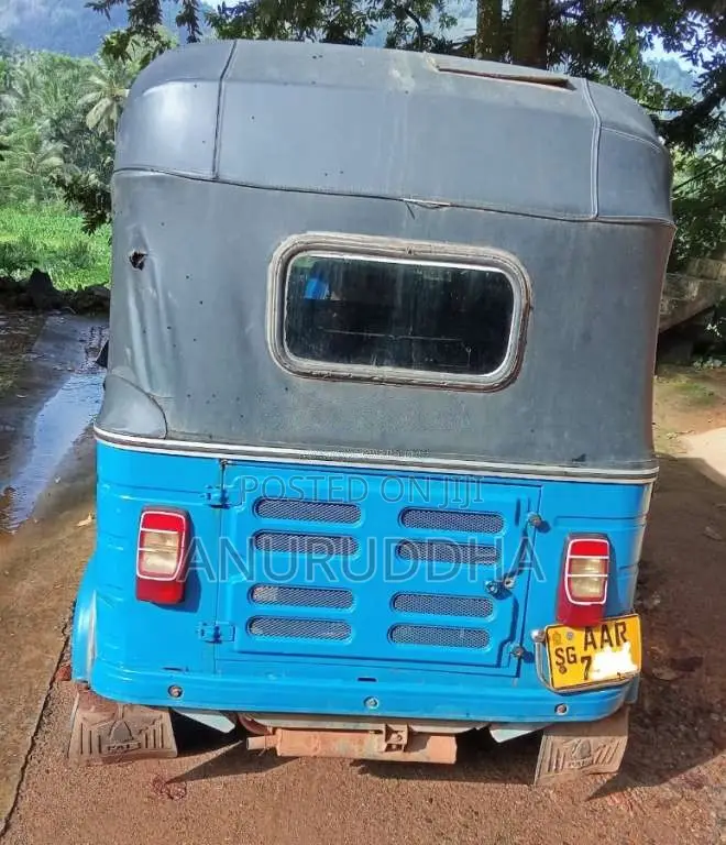 Bajaj RE 4 Stroke 2014 Three Wheel (Used)