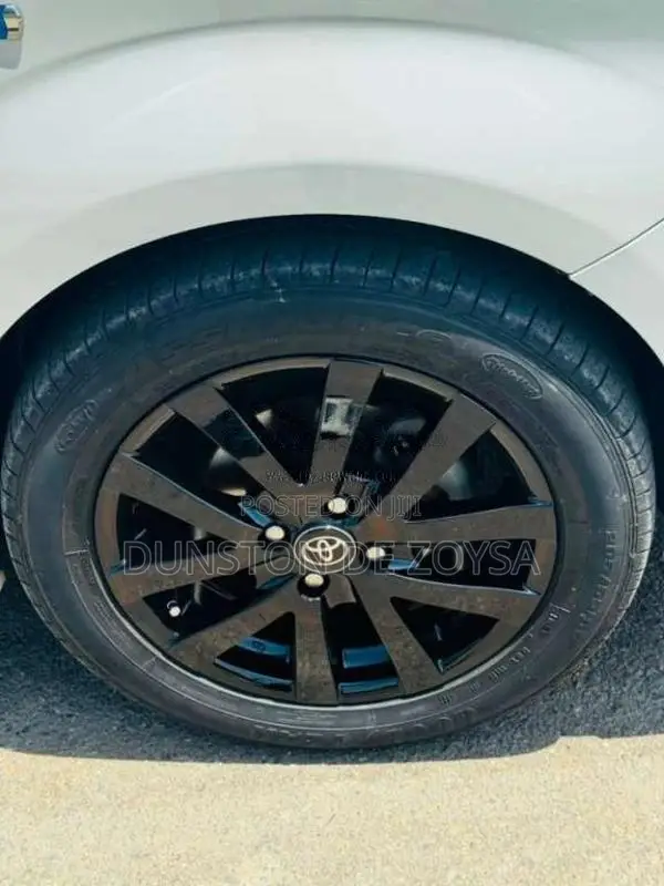 Toyota Axio WXB 2017 Car (Used)