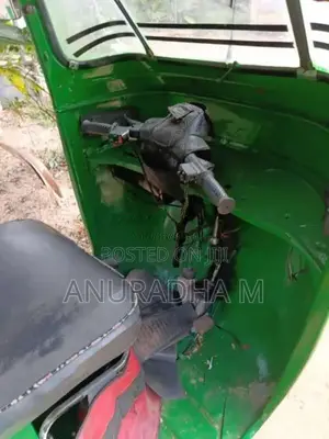 Bajaj RE 1999 Three Wheel (Used)