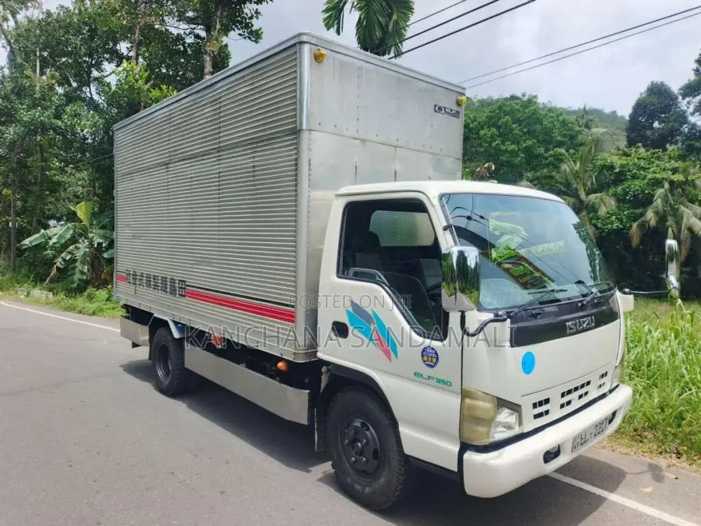 Isuzu ELF 350 2005 Lorry (Used)