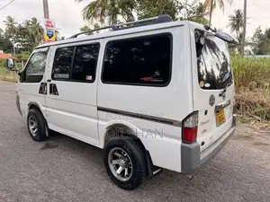 Nissan Vanette 2003 Van (Used)