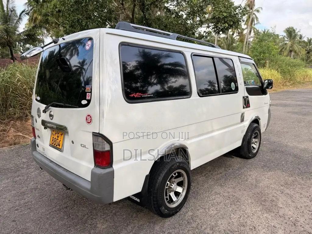 Nissan Vanette 2003 Van (Used)