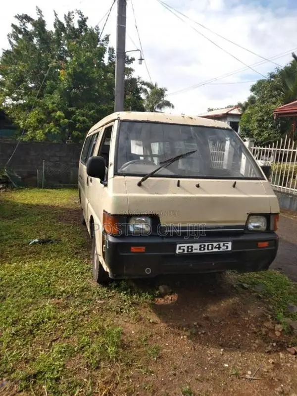 Mitsubishi Po15 1997 Van (Used)