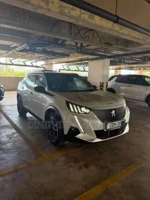 Peugeot 2008 2023 SUV (Used)