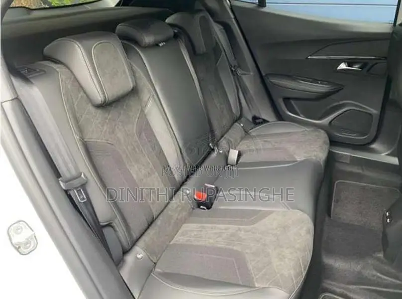 Peugeot 2008 2023 SUV (Used)