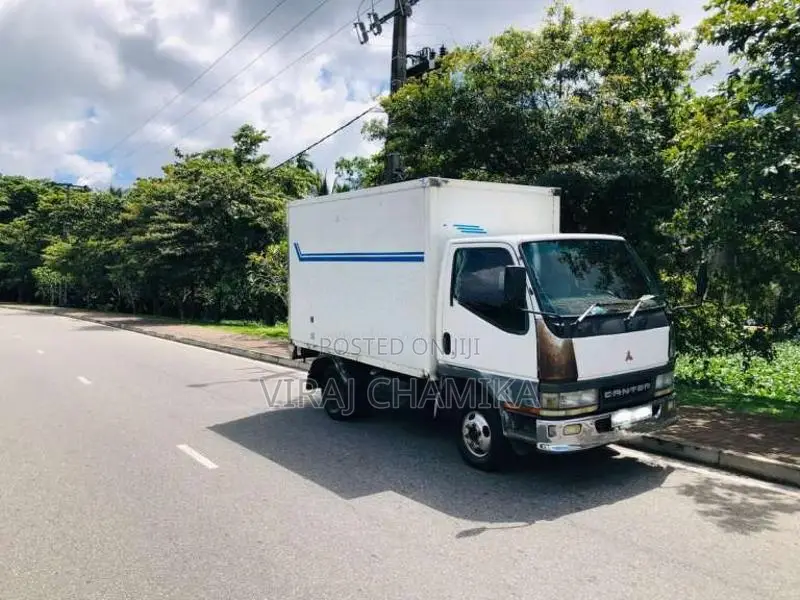 Mitsubishi Canter 2002 Lorry (Used)
