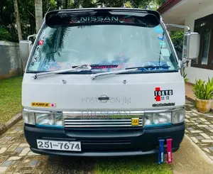 Nissan Caravan 1993 Van (Used)