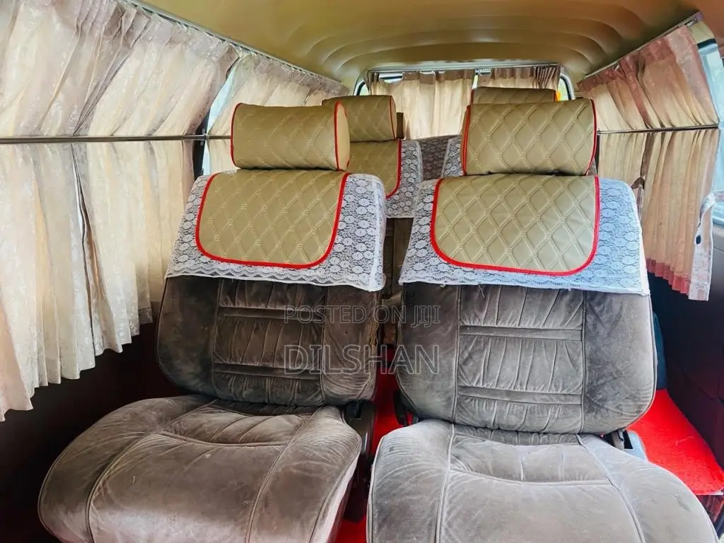 Nissan Caravan 1993 Van (Used)